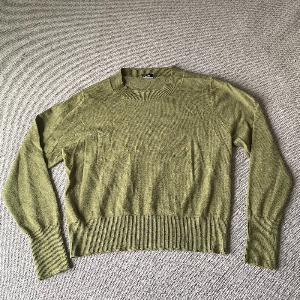 Cielo Women's Olive Green Sweater